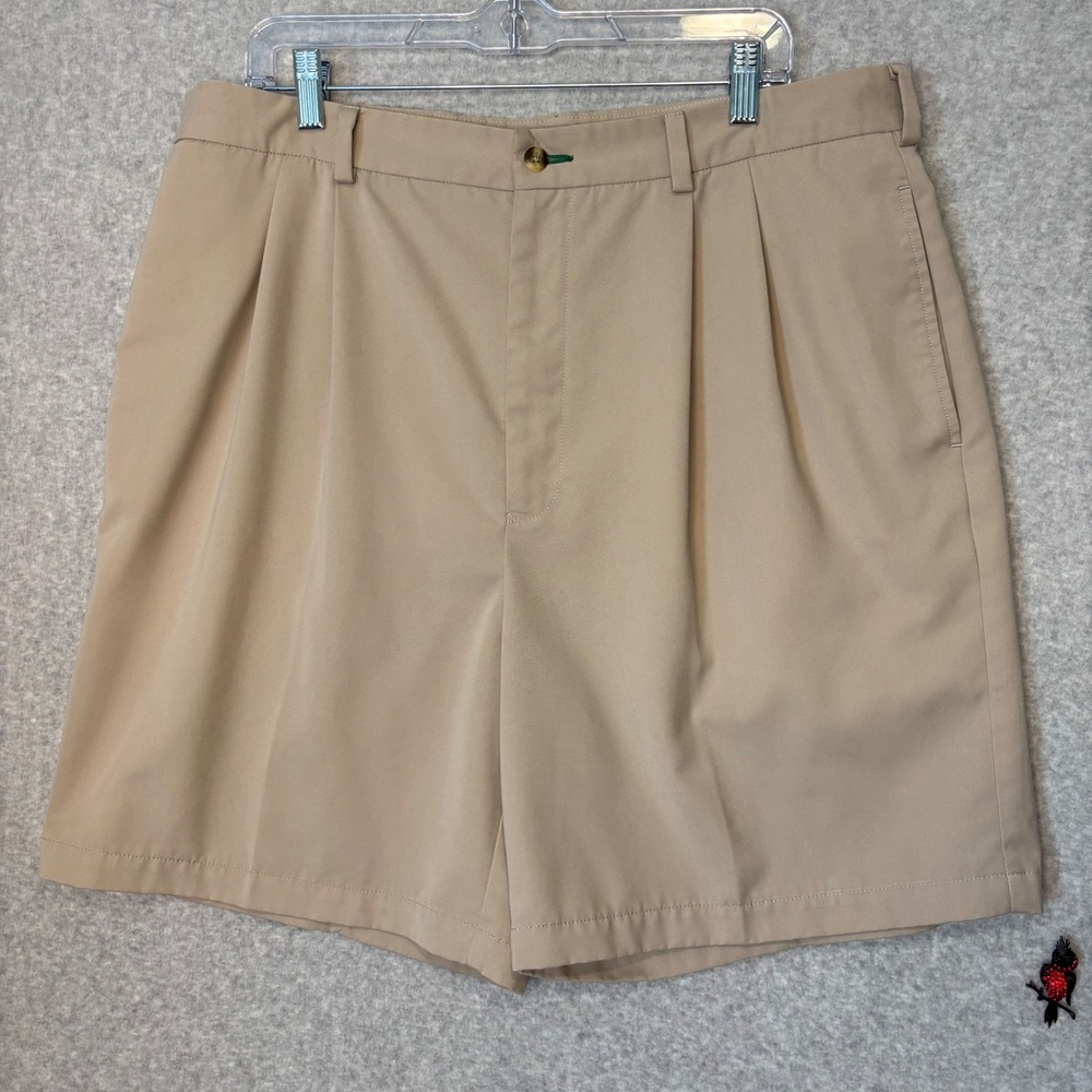 Vintage Men's 38 Tommy Hilfiger Golf Shorts Beige Pleated Embroidered Logo Y2K